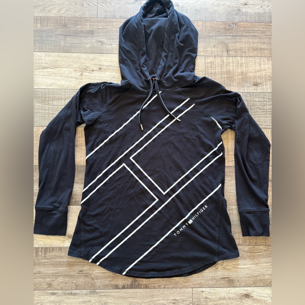 Tommy Hilfiger Sport Women's Size MEDIUM Hooded Long Sleeve Tee - Black